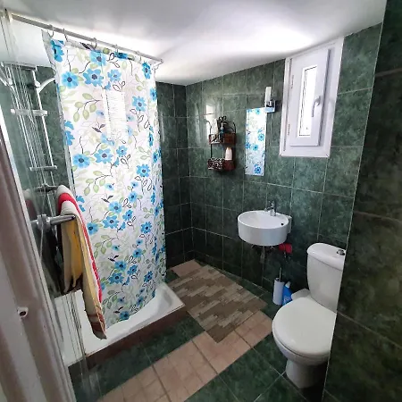 Apartman Poseidon 51 - Beachfront Two Bedroom *