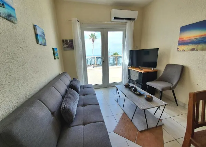 아파트 Poseidon 51 - Beachfront Two Bedroom