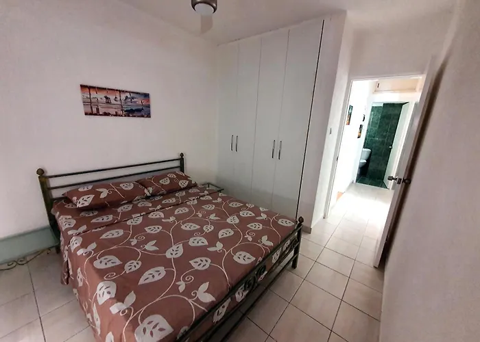 Poseidon 51 - Beachfront Two Bedroom 아파트