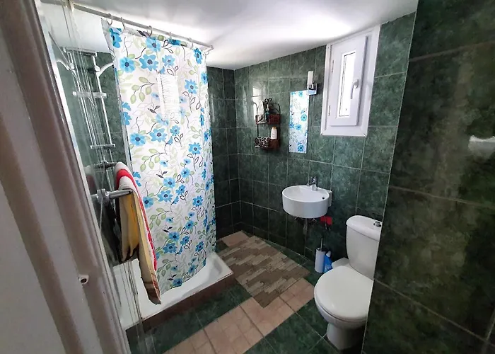 Apartman Poseidon 51 - Beachfront Two Bedroom *